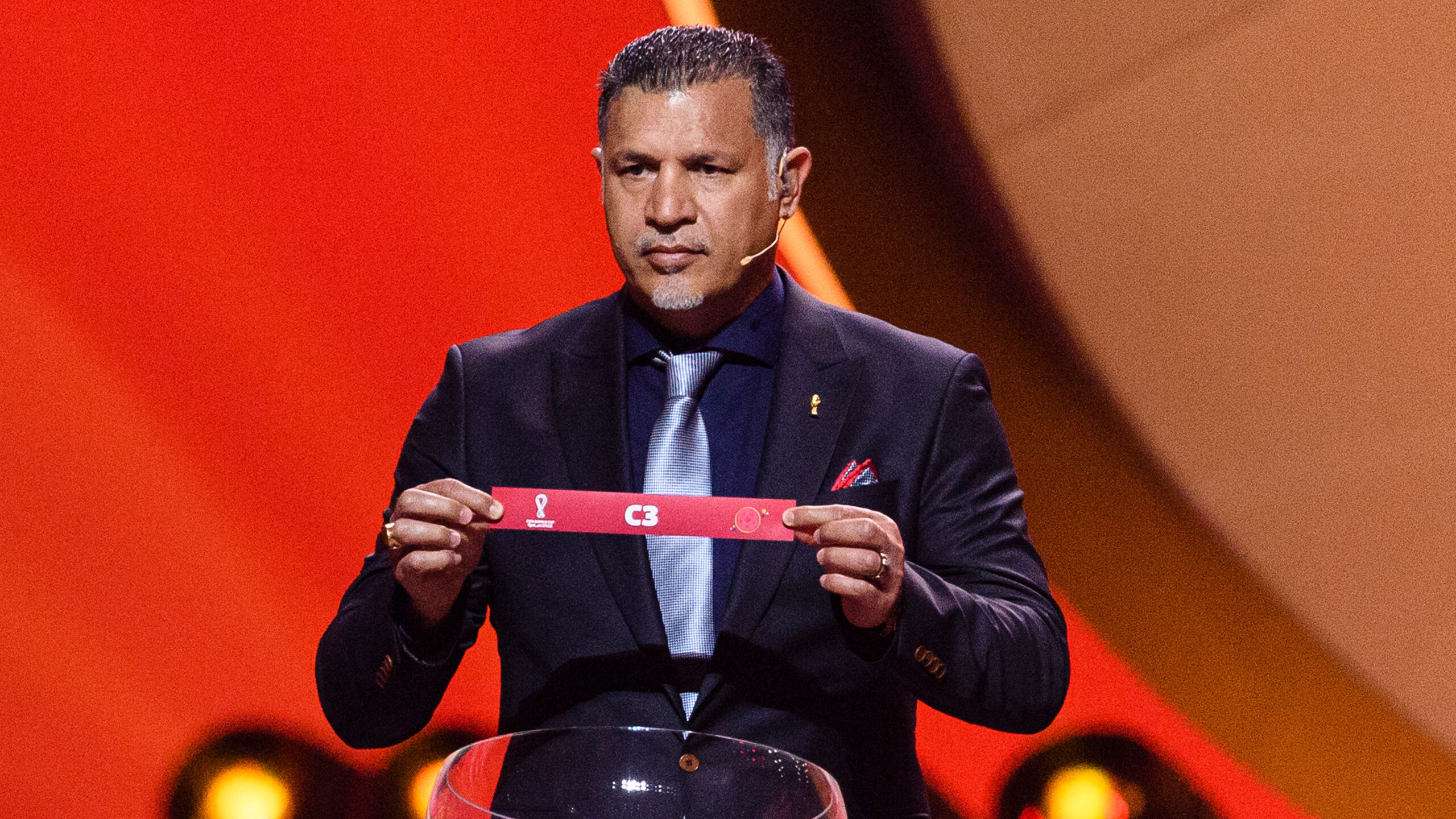 Flight Of Iranian Soccer Legend Ali Daei's Family Forced To Return