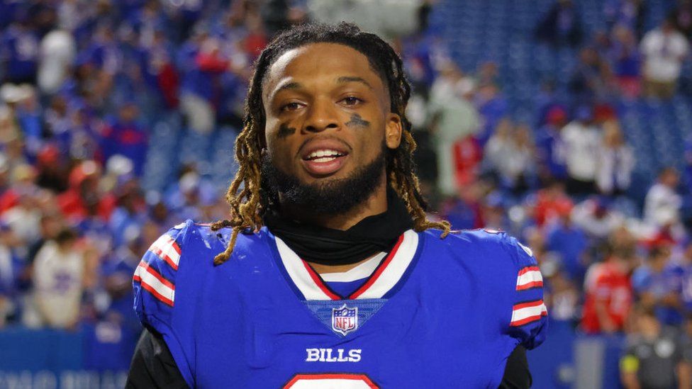 Damar Hamlin's Family Thanks Fans For Support After His Collapse