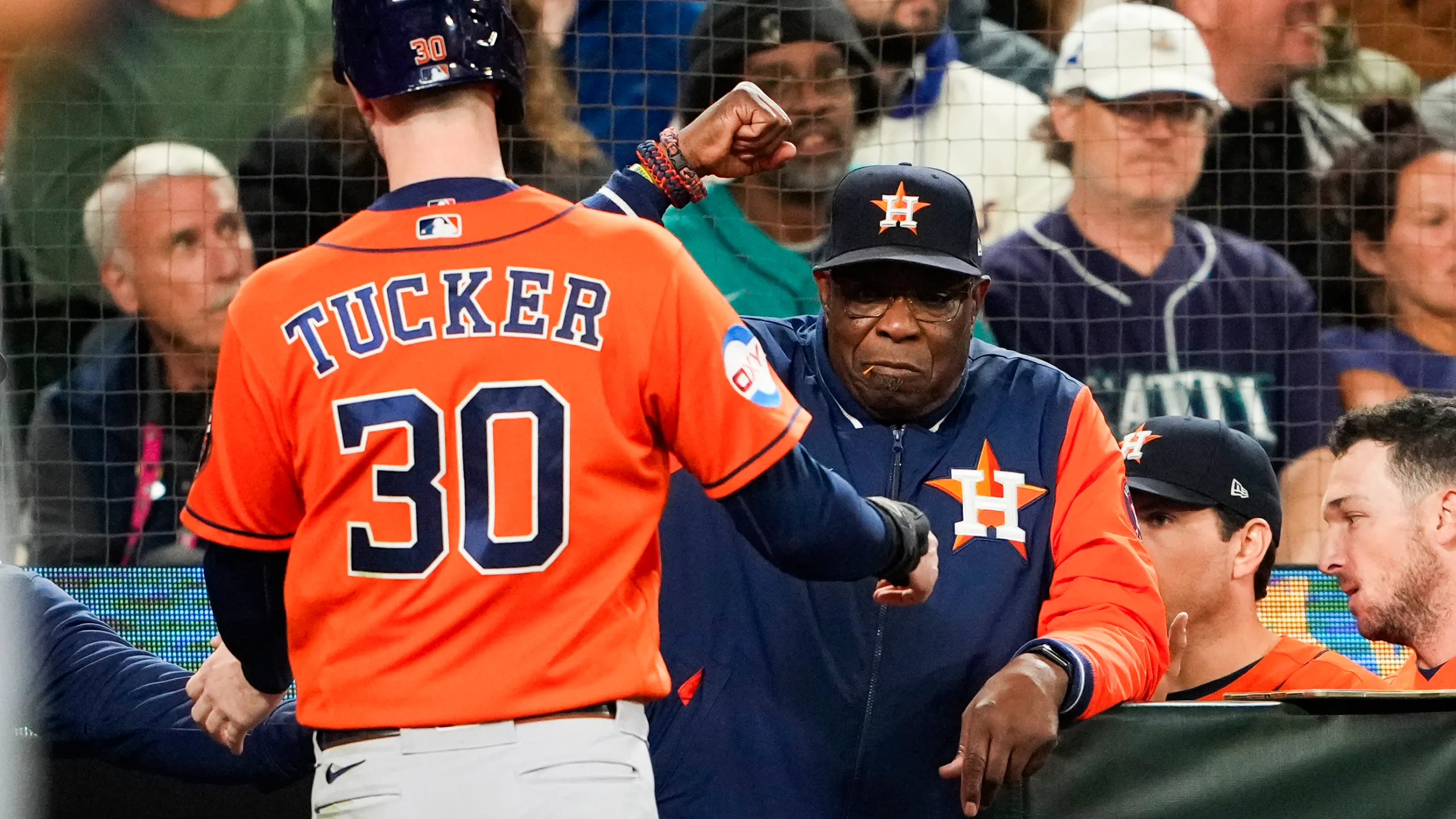 Astros Secure Contentious Victory Over Mariners, But Tempers Flare