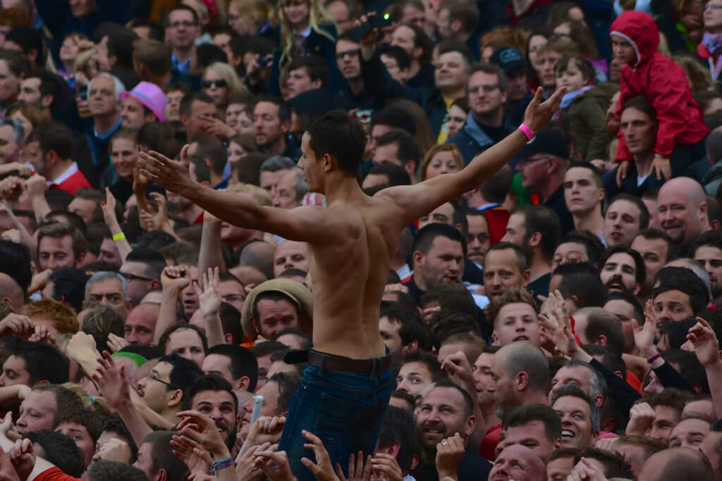 Traveling For Sporting Events - A Fan's Ultimate Guide
