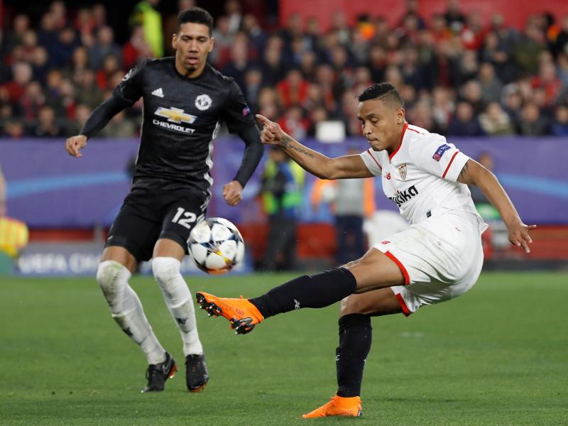 Sevilla De Muriel Empato Con El Manchester United En Champions League En El Pizjuan