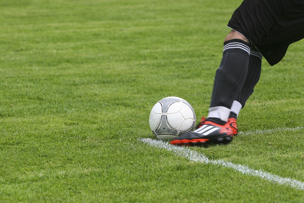 7 Worst Football Players In The World 2024